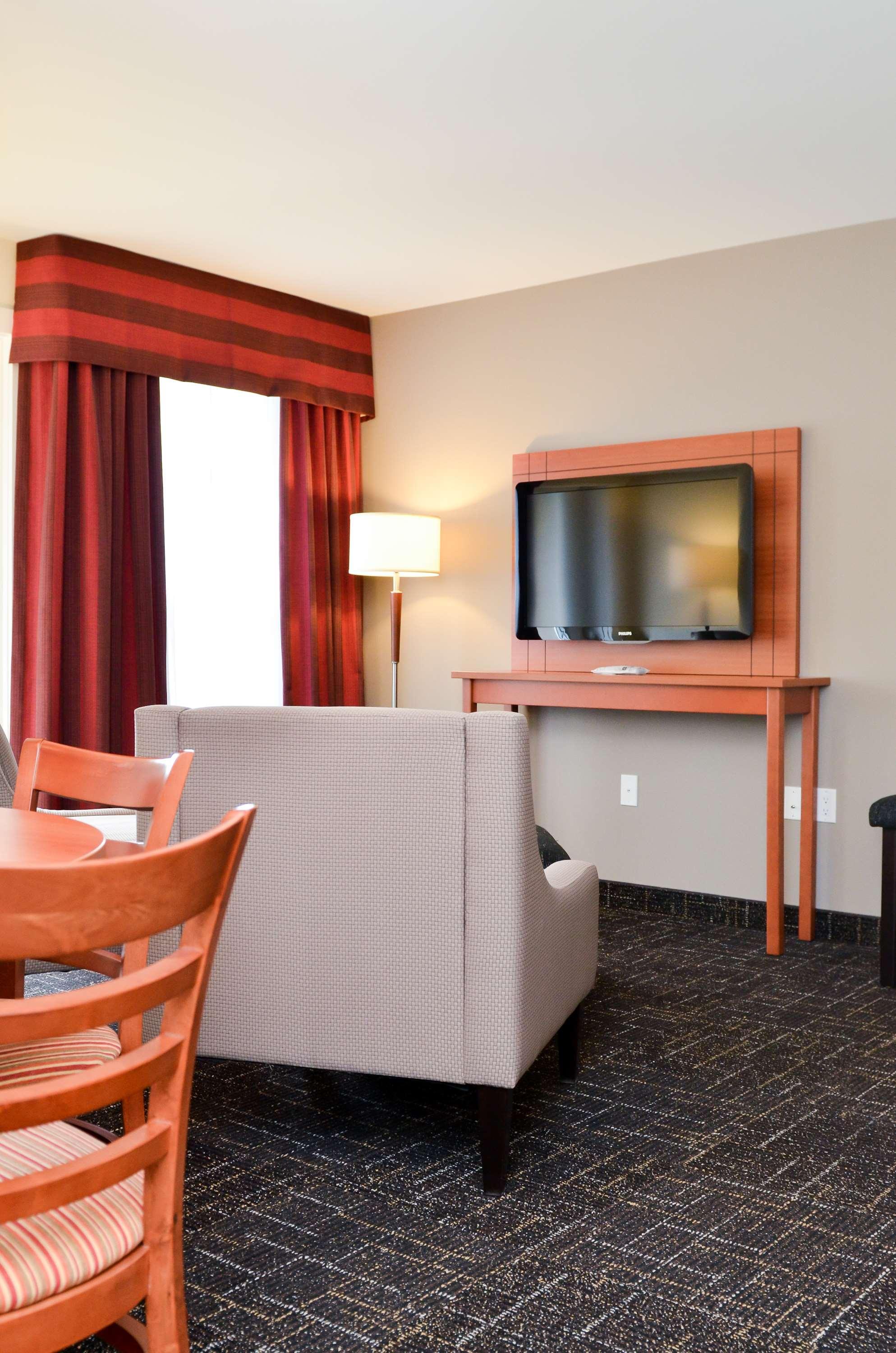 Best Western Thompson Exterior photo