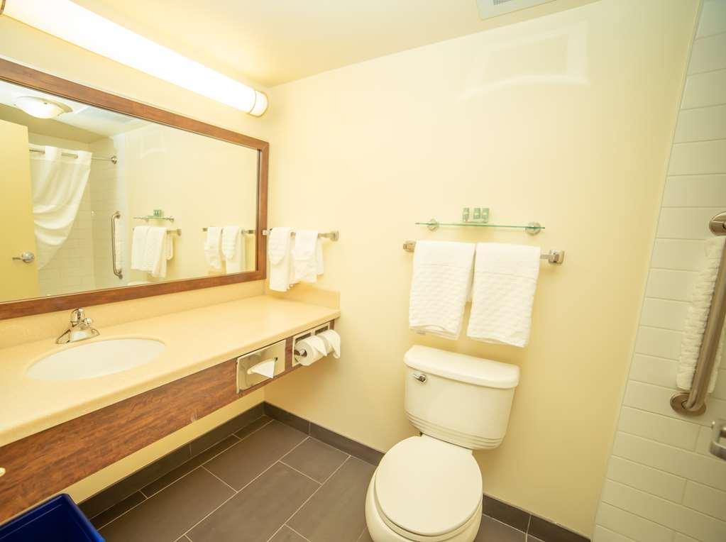 Best Western Thompson Room photo