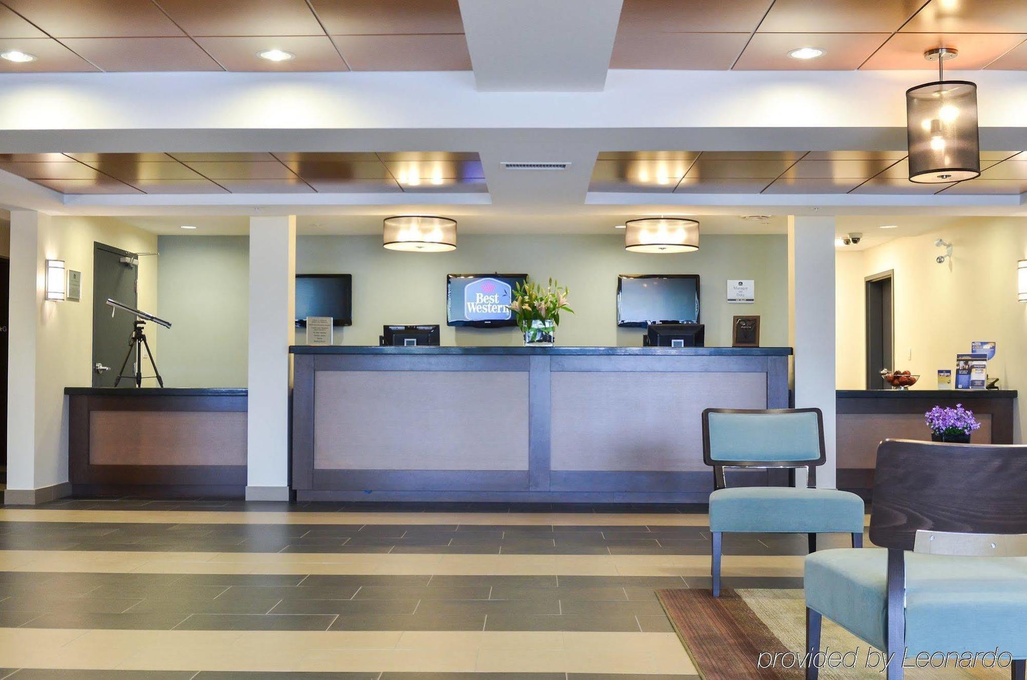 Best Western Thompson Exterior photo